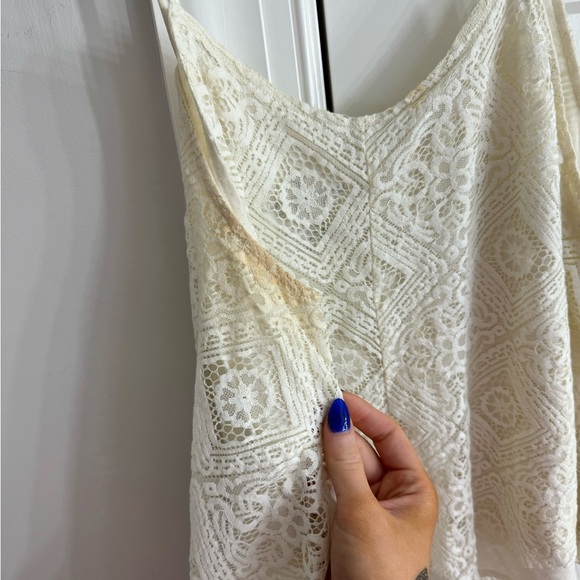 American Eagle Lace Cropped Tank - Picture 3 of 3